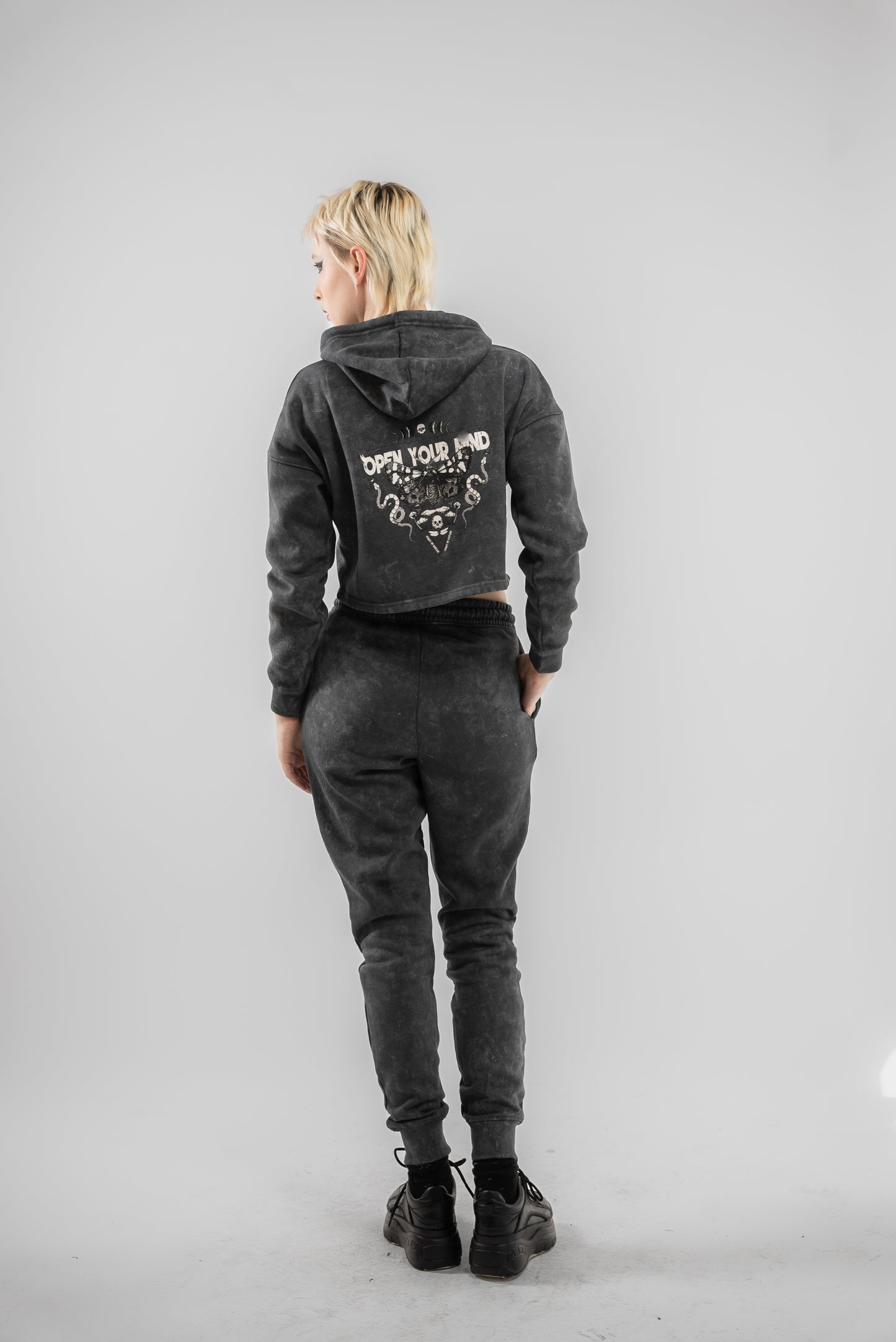 ACID WASH MOTH PRINT CROP HODDIE SILKROAD DAUGHTERS