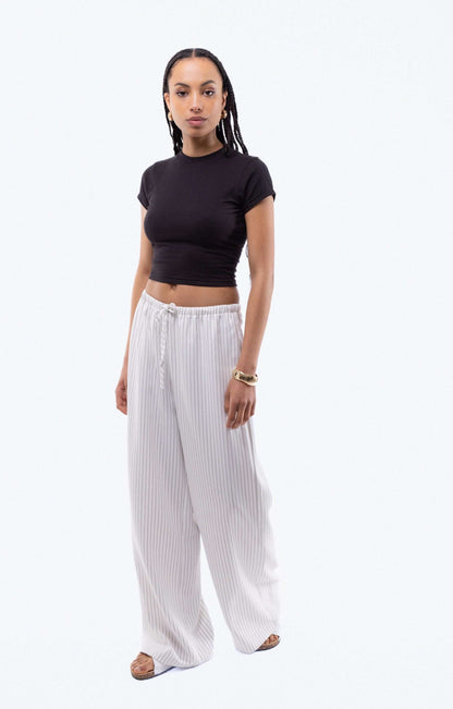 Cropped Tight Fit Tee