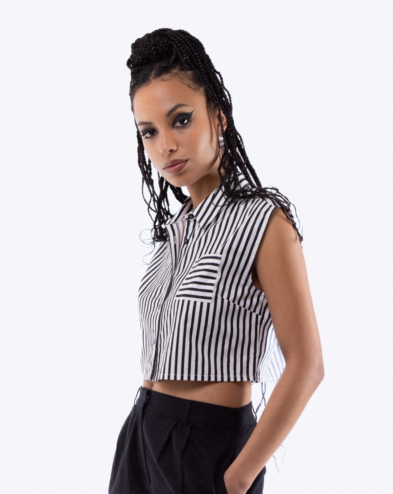 Black Sleeveless Stripe Cropped Shirt