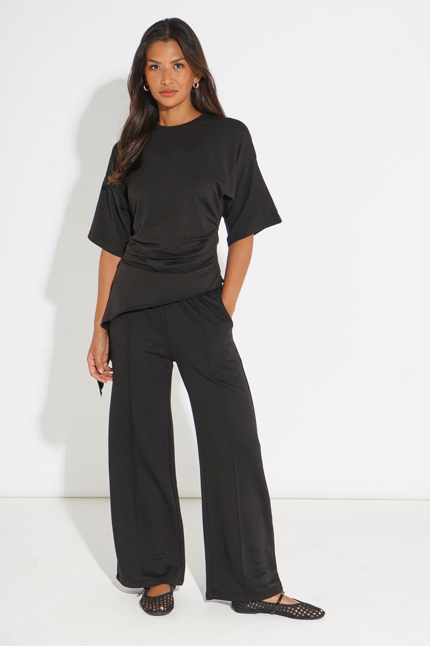RUCHED TIE-SIDE ASYMMETRIC T-SHIRT SILKROAD DAUGHTERS