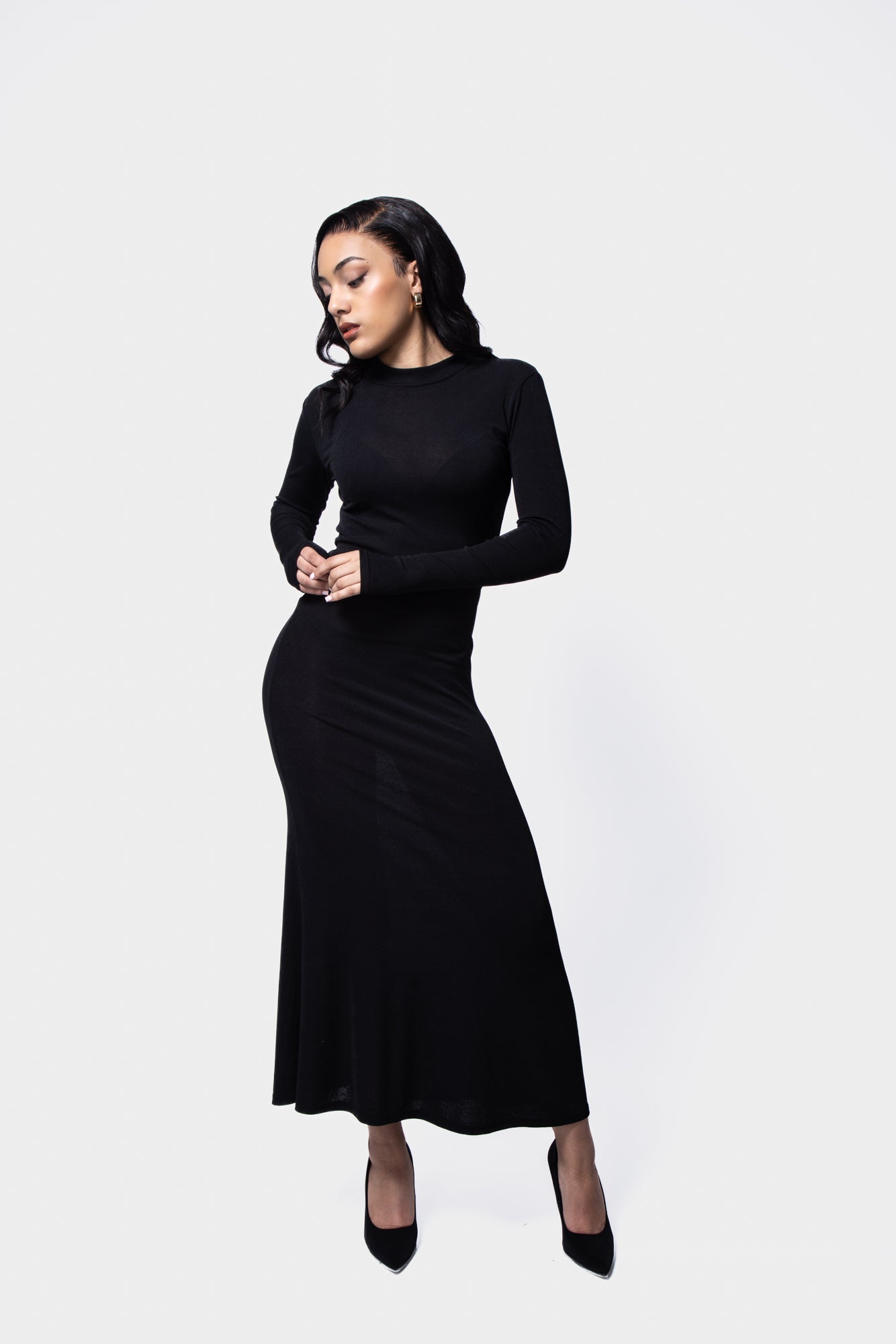Casual sheer knit maxi dress with long sleeves for transitional wear