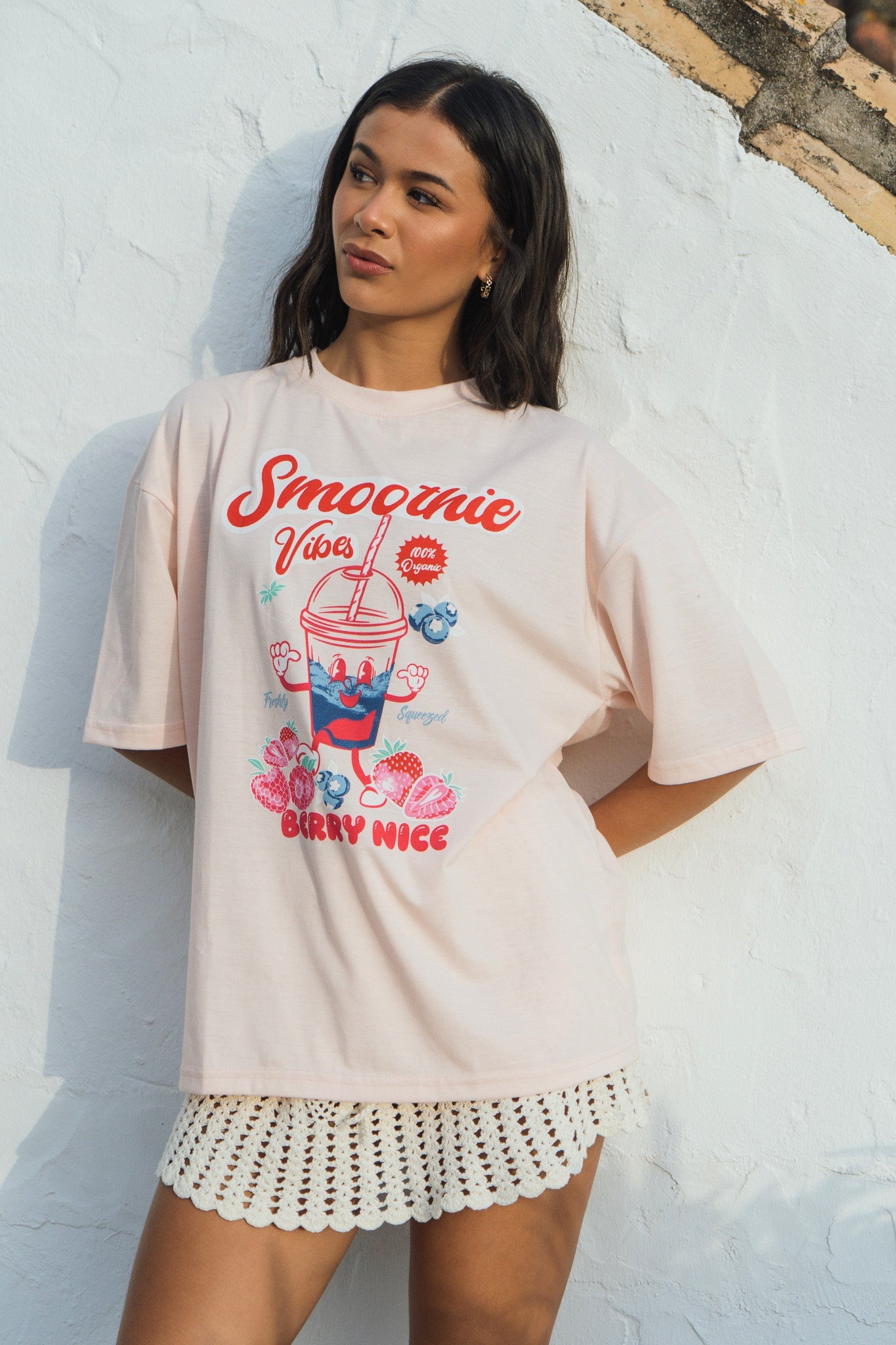 'SMOOTHIE VIBES' OVERSIZED TEE SILKROAD DAUGHTERS