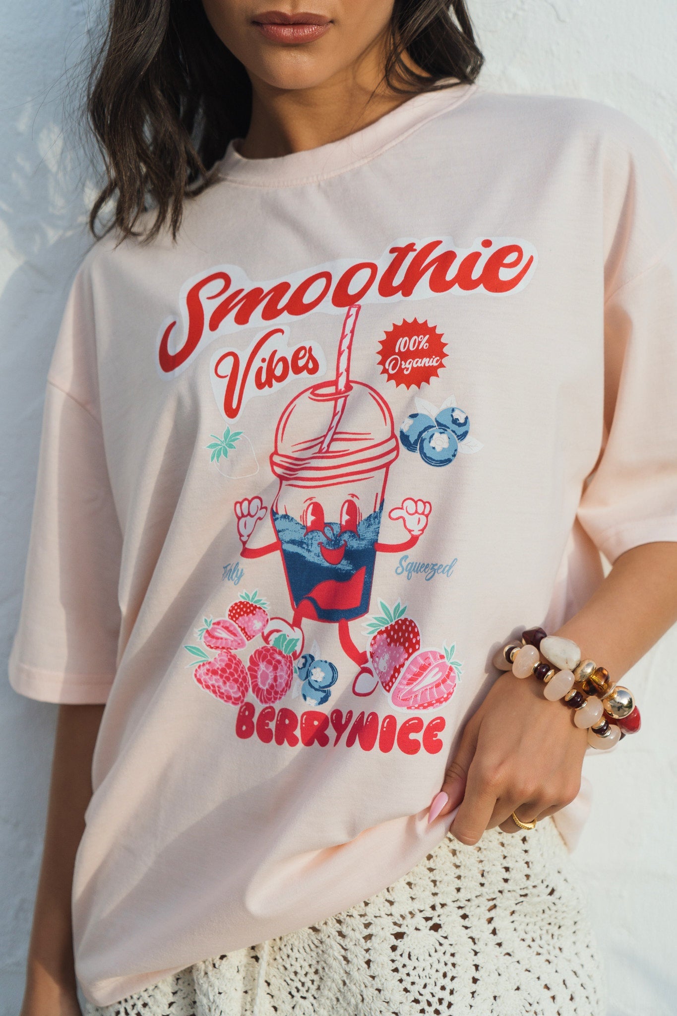 'SMOOTHIE VIBES' OVERSIZED TEE SILKROAD DAUGHTERS