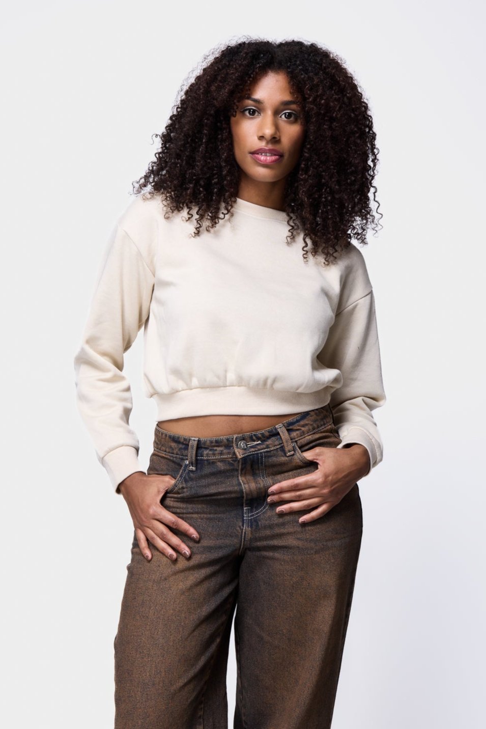 Cropped Crew Neck Sweatshirt SILKROAD DAUGHTERS