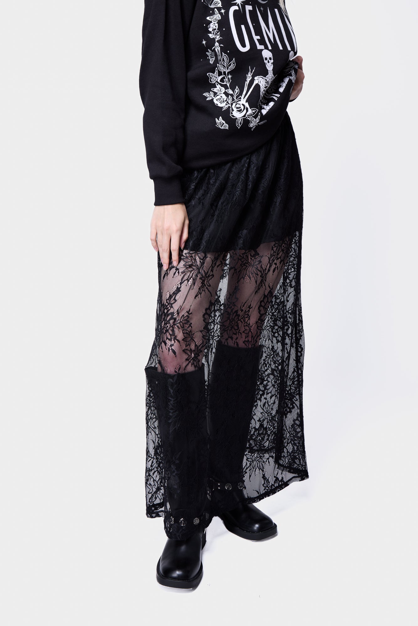 LONG LACE LAYERED SKIRT SILKROAD DAUGHTERS