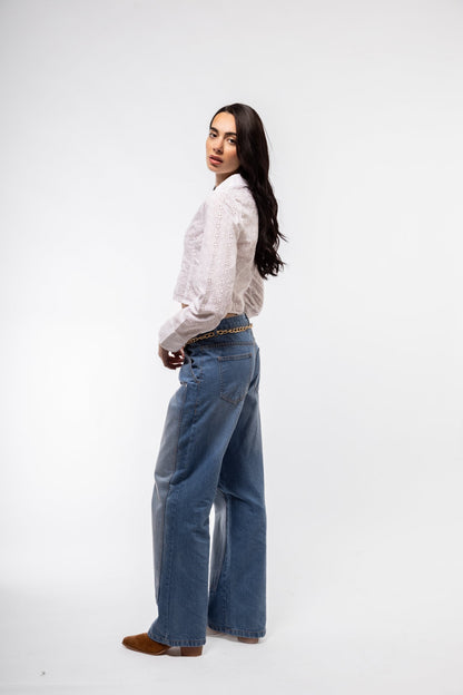 Long-sleeve cropped blouse in broderie cotton – side angle

