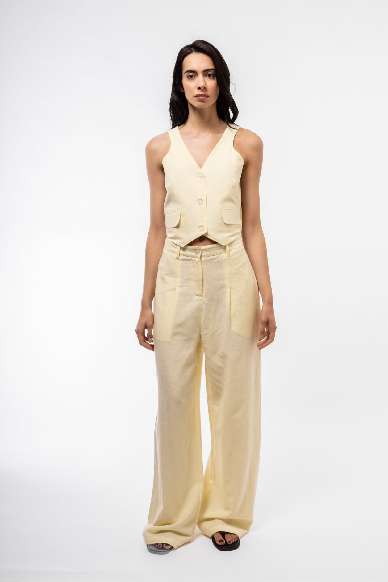 Model front view of the yellow woven waistcoat 