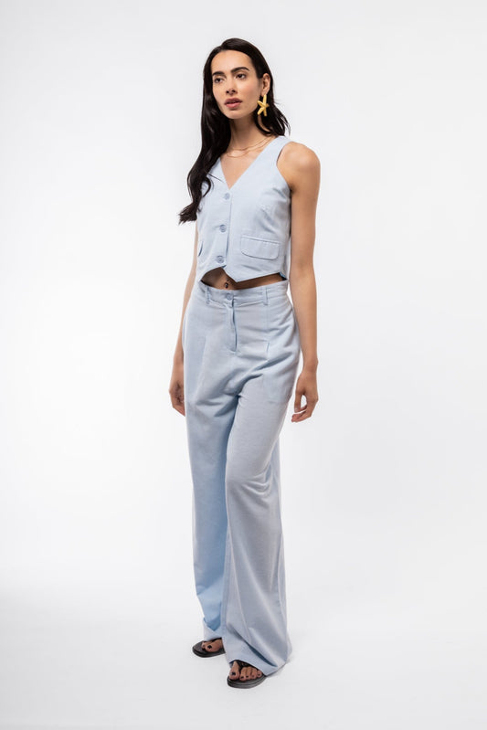 Side Profile of the Light Blue Vest in Linen cotton blend 