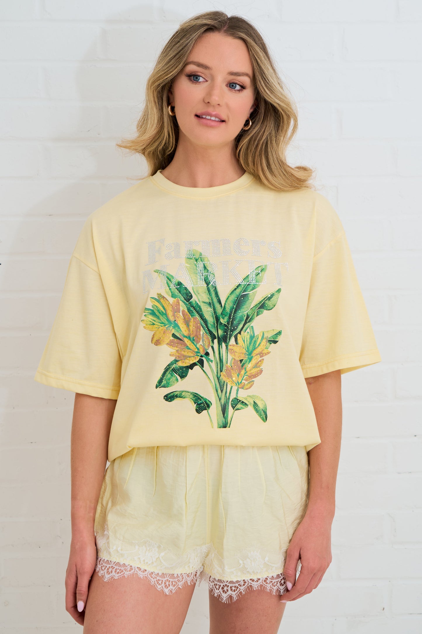 FARMERS MARKETS RHINESTONE OVERSIZED TEE SILKROAD DAUGHTERS