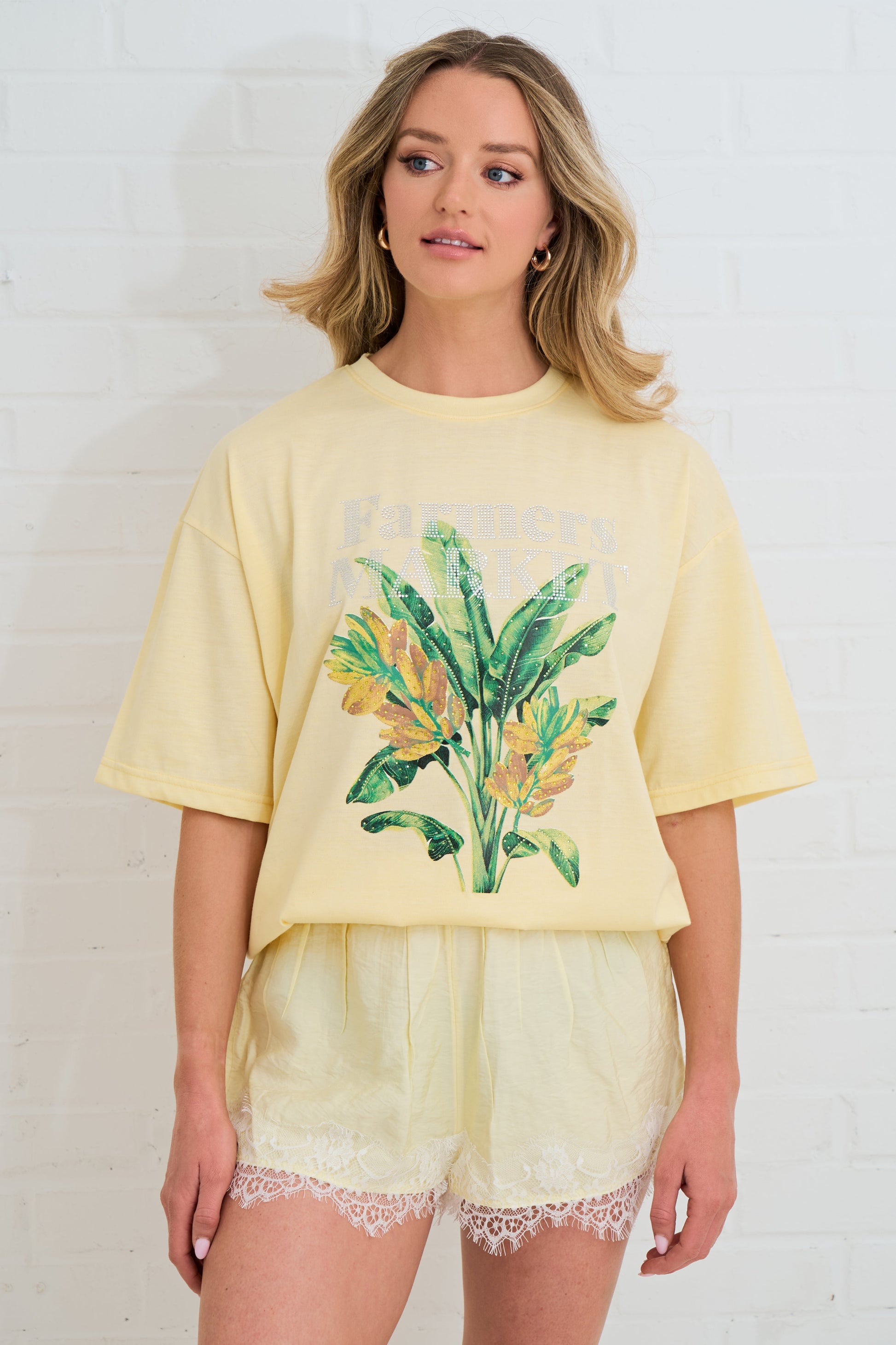 FARMERS MARKETS RHINESTONE OVERSIZED TEE SILKROAD DAUGHTERS