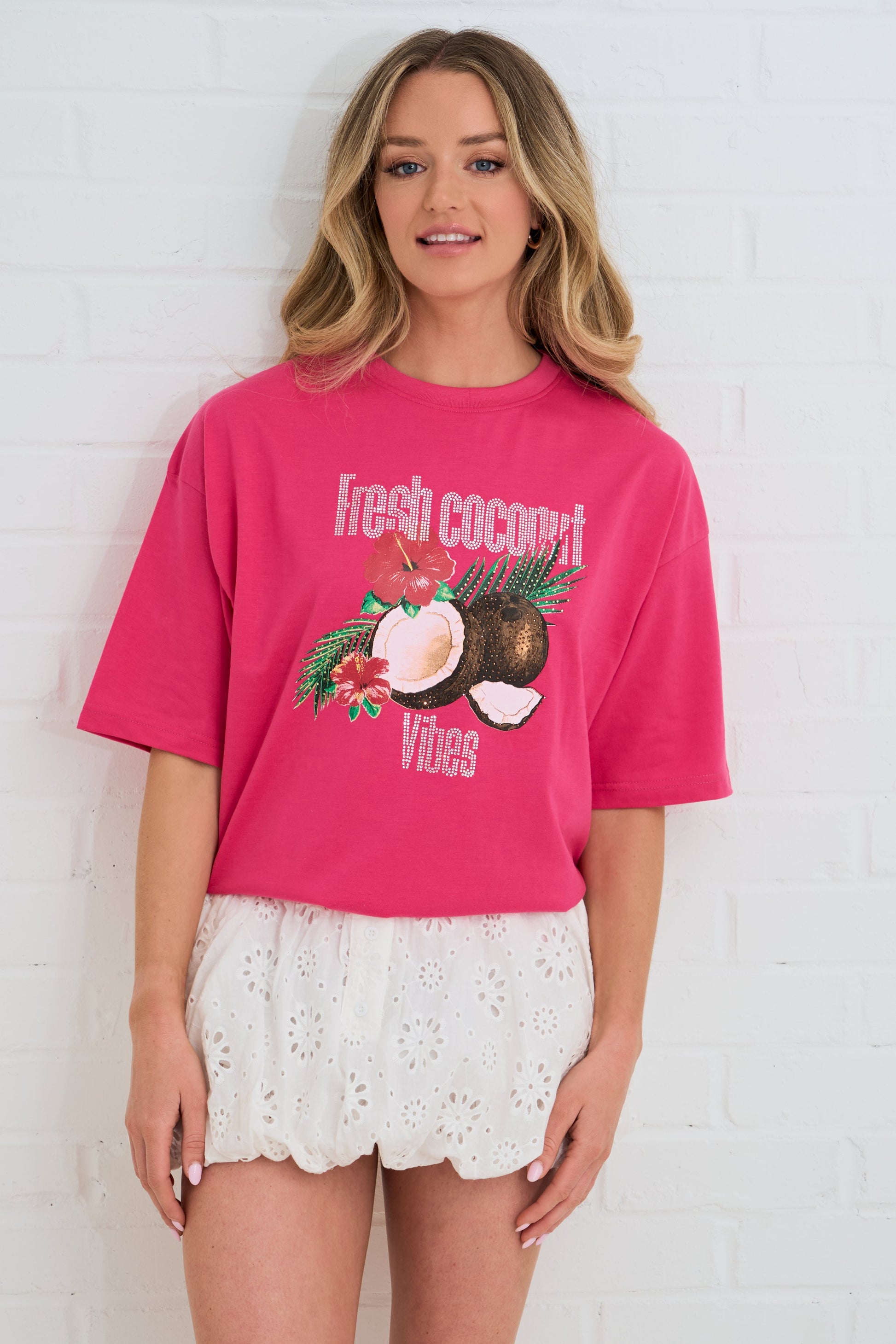 COCONUT VIVES RHINESTONE OVERSIZED TEE SILKROAD DAUGHTERS