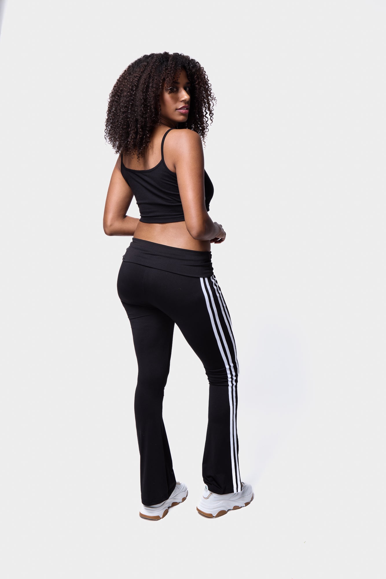 silkroad-daughters-black-flare-leggings-with-stripe