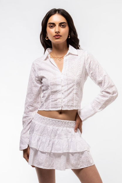White eyelet embroidered cropped shirt – LONG sleeve front look

